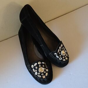 AEROSOLES Black Embellished Loafers